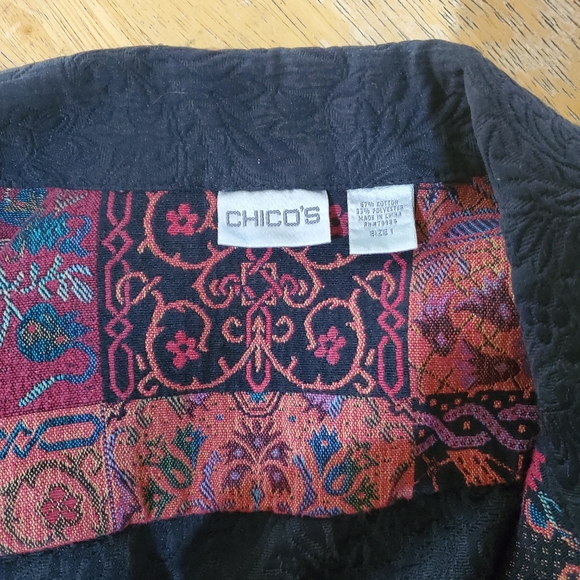 Chicos Embossed Brocade black jacket Size 1 - Picture 5 of 9